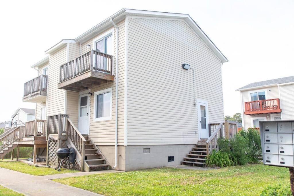 Relaxing On The Bay Apartment Norfolk Exterior foto